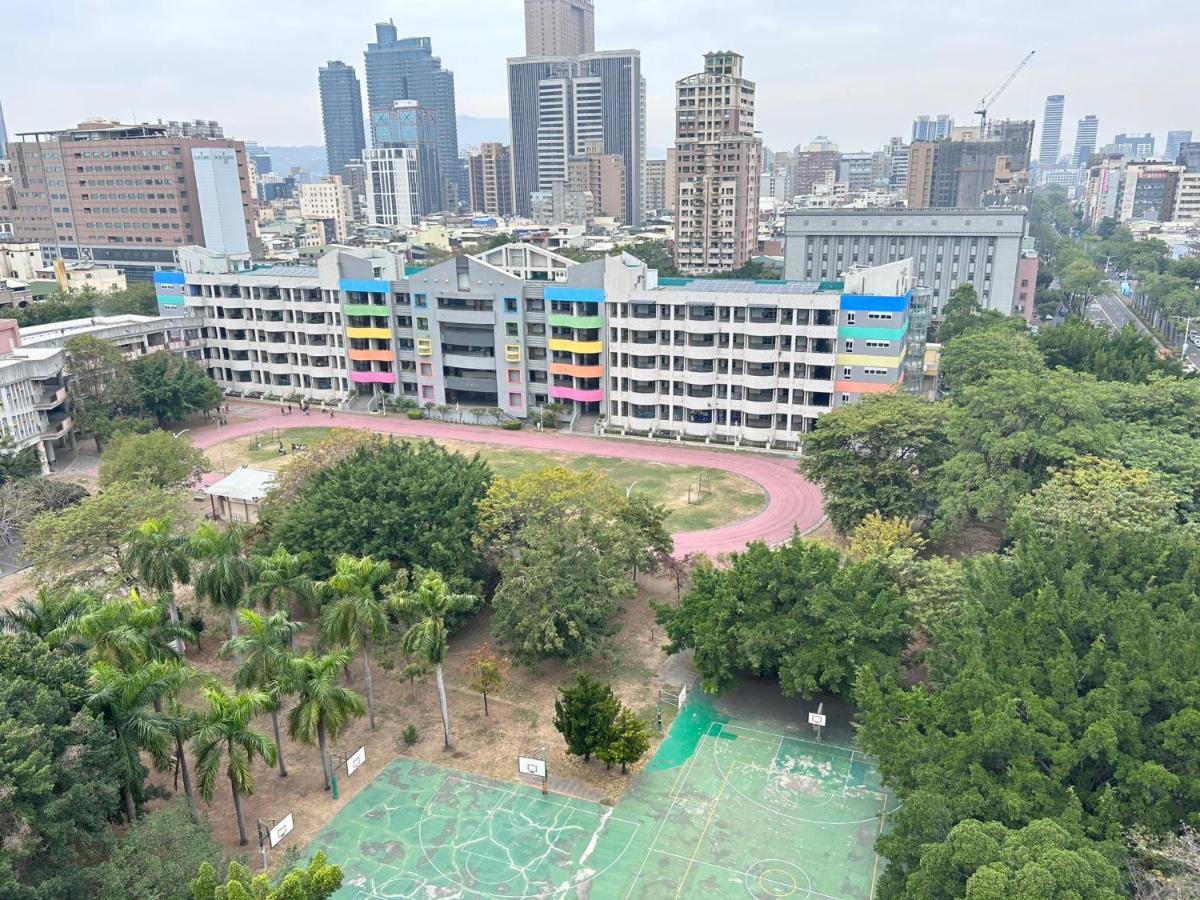 Hotel Sunshine Kaohsiung Buitenkant foto