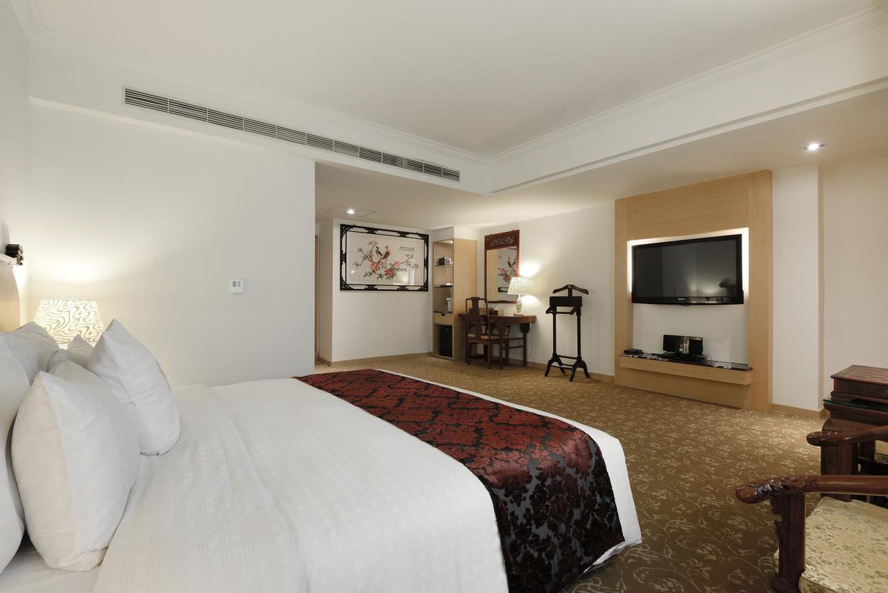 Hotel Sunshine Kaohsiung Buitenkant foto
