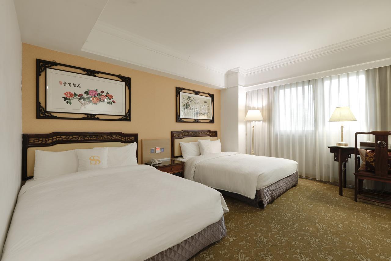 Hotel Sunshine Kaohsiung Buitenkant foto