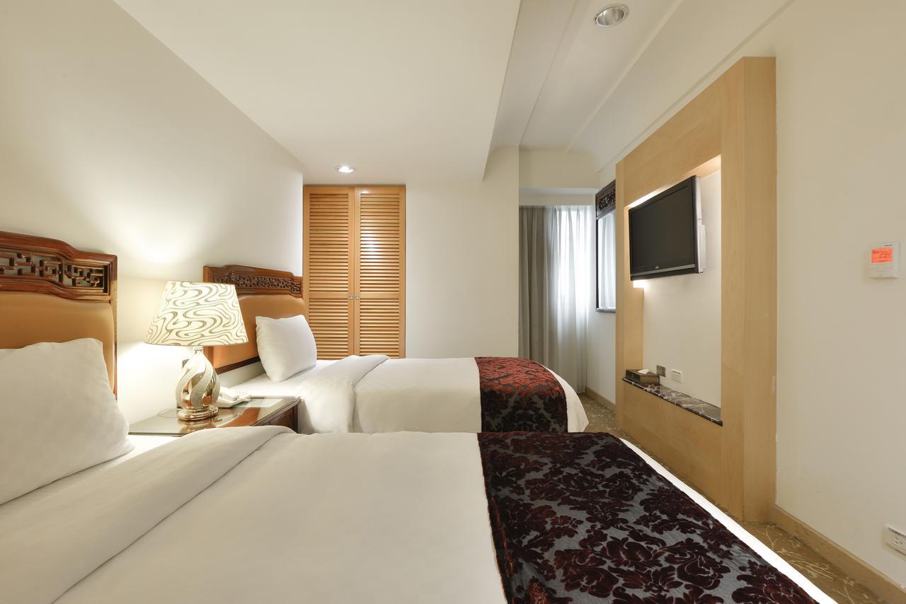 Hotel Sunshine Kaohsiung Buitenkant foto