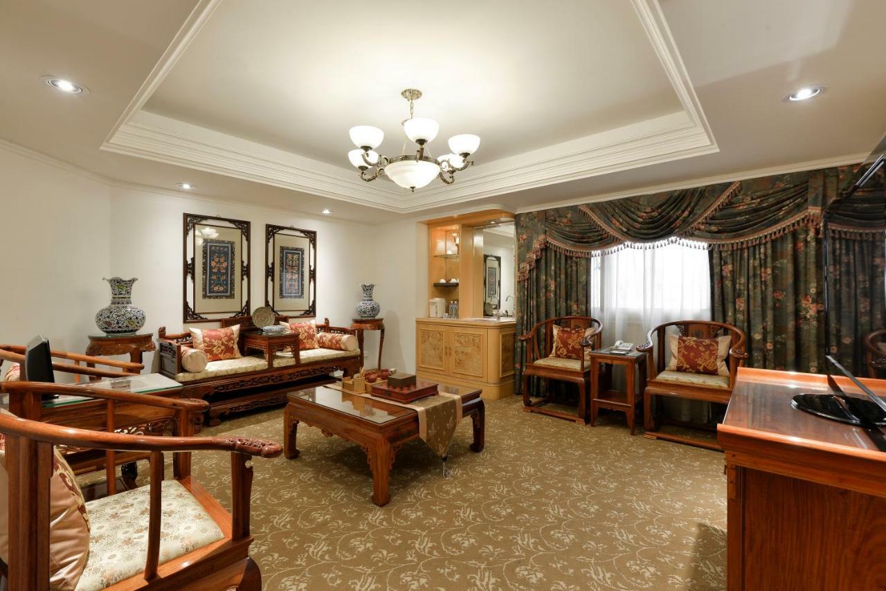 Hotel Sunshine Kaohsiung Buitenkant foto